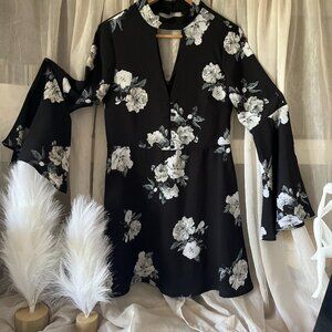 Black A Line Long Sleeve Butterfly Sleves